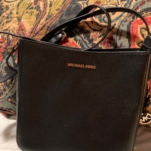 Micheal Kors Crossbody